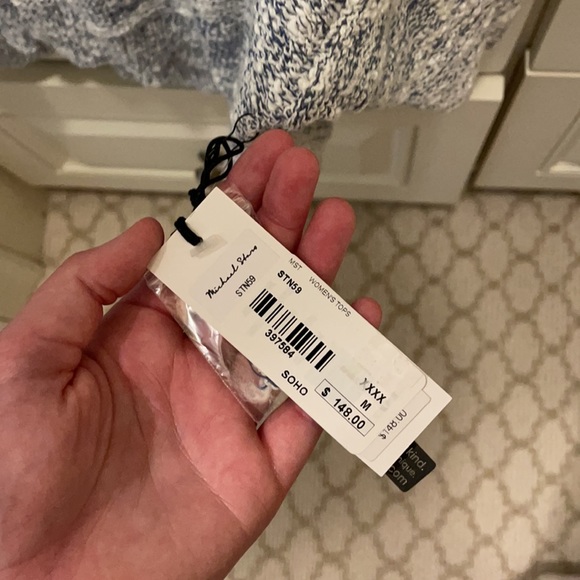 Michael stars sweater. Brand new great condition! - Picture 5 of 6